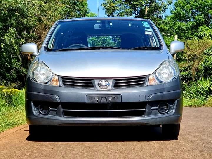 nissan-advan