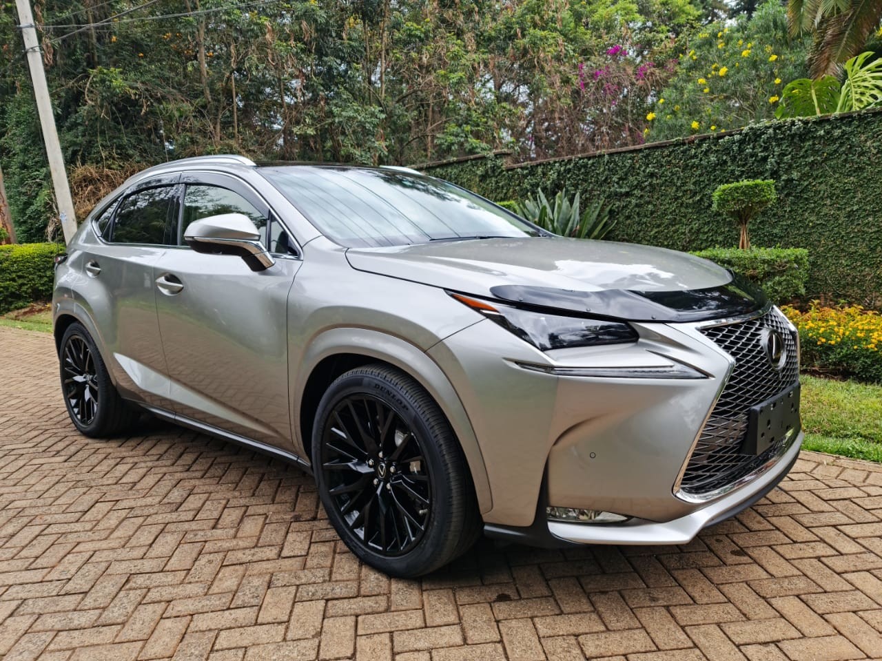 lexus-lx