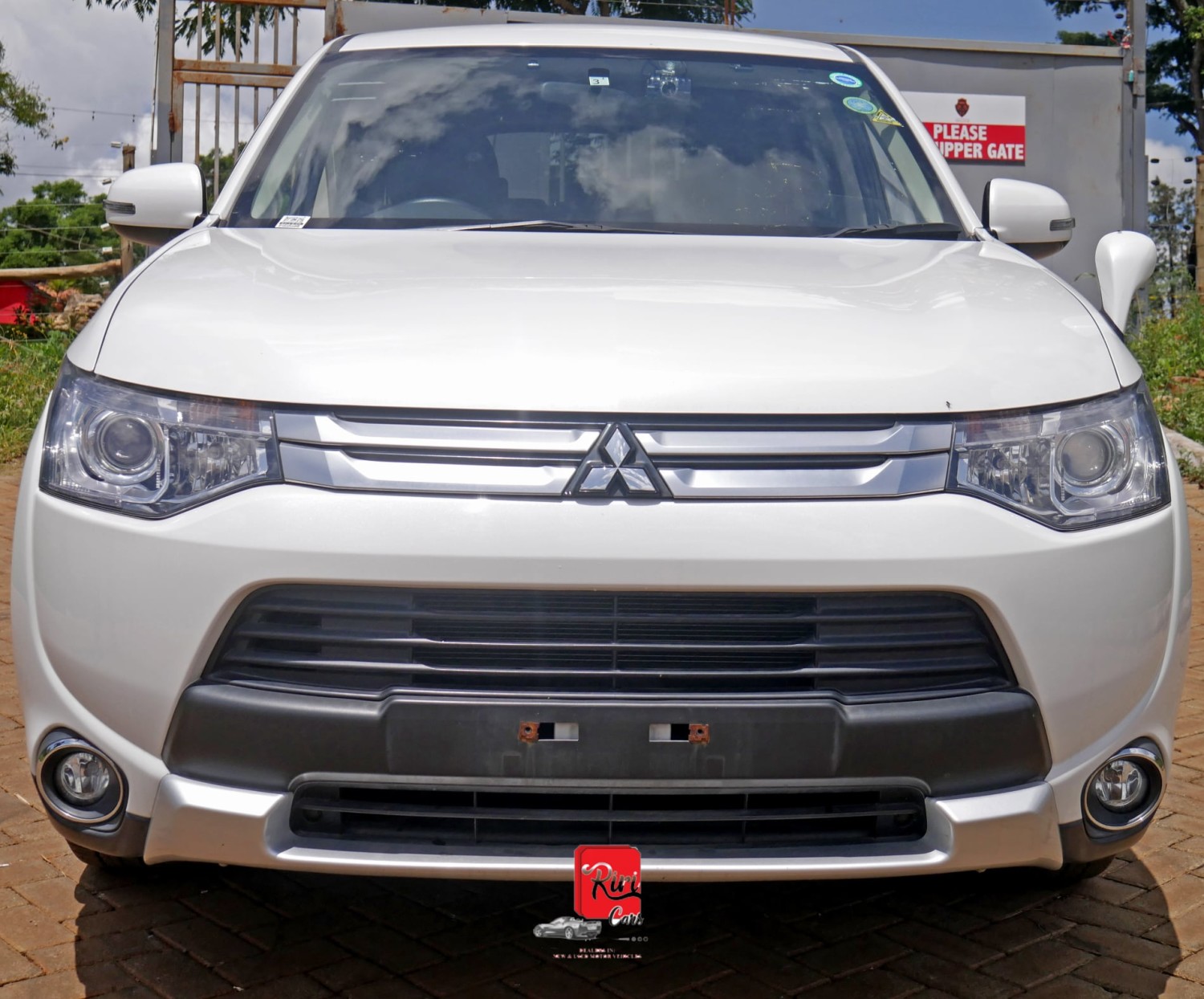 mitsubishi-outlander-2015