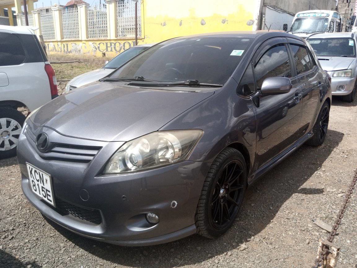 toyota-auris-rs-sport-2010
