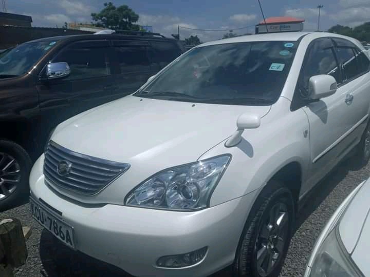 toyota-harrier