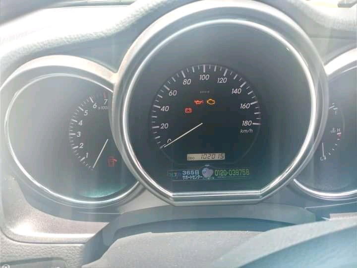 toyota-harrier-big-4