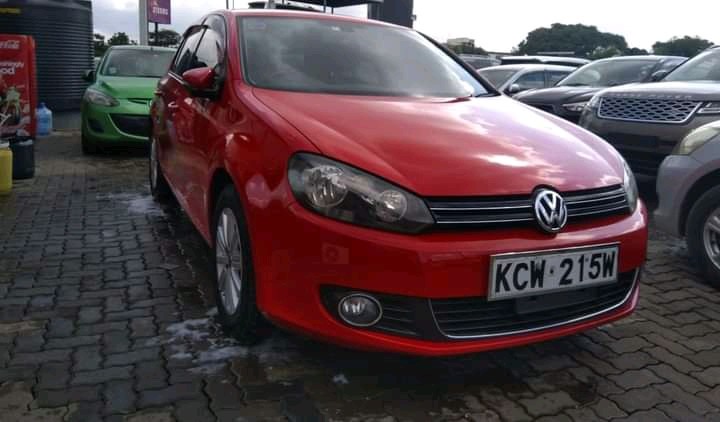 volkswagen-golf-tsi