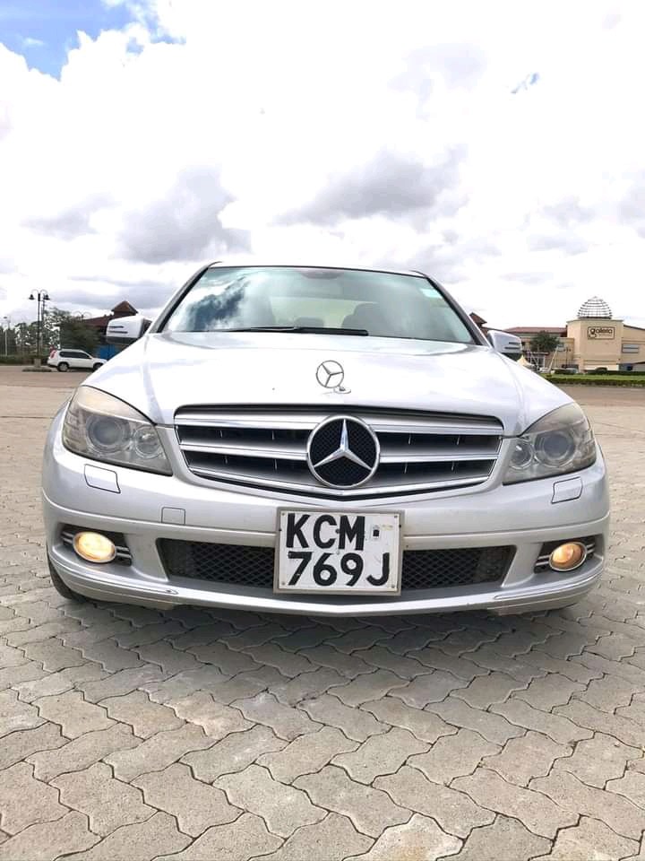 mercedes-benz-c-300