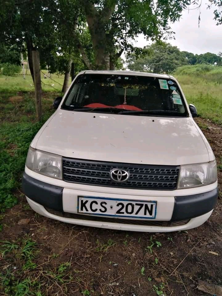 toyota-probox