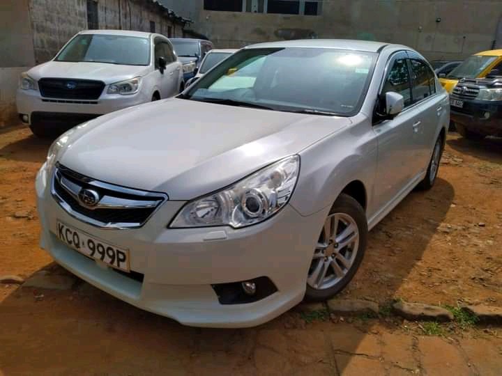 subaru-legacy
