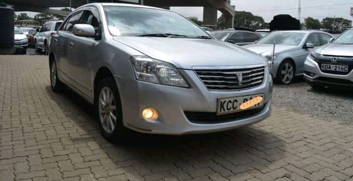 toyota-premio
