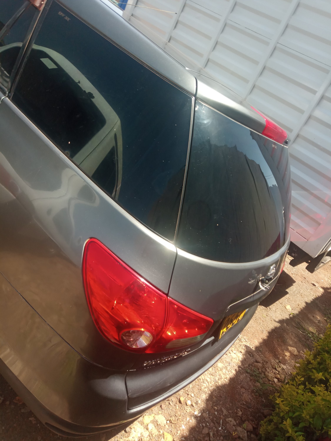 nissan-wingroad-big-3