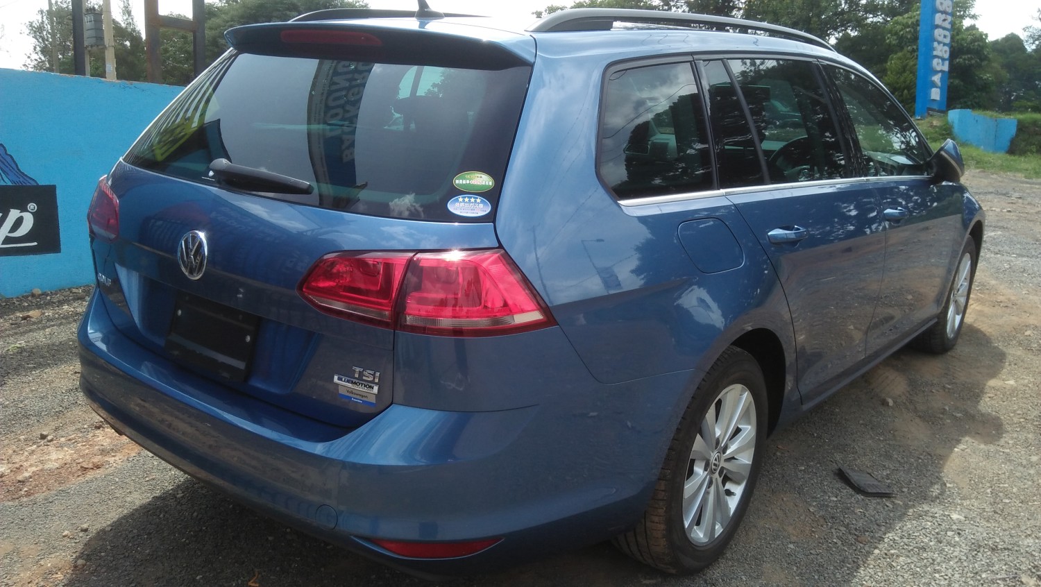 volkswagen-golf-tsi