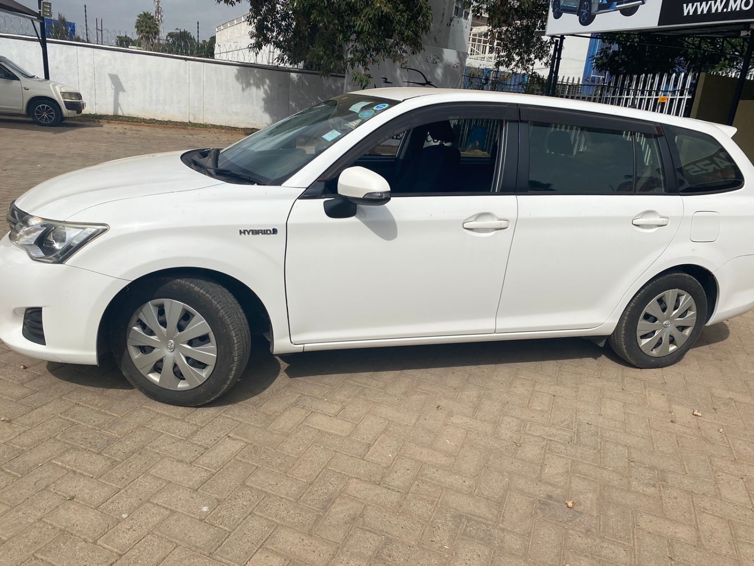 toyota-fielder-new-shape-for-sale