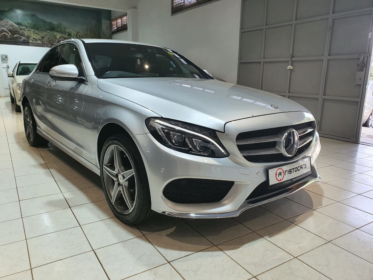 mercedes-benz-c200-amg-line