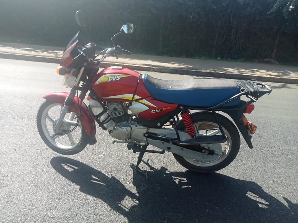 tvs-hlx-150-motorcycle
