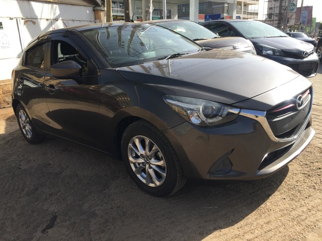 mazda-demio