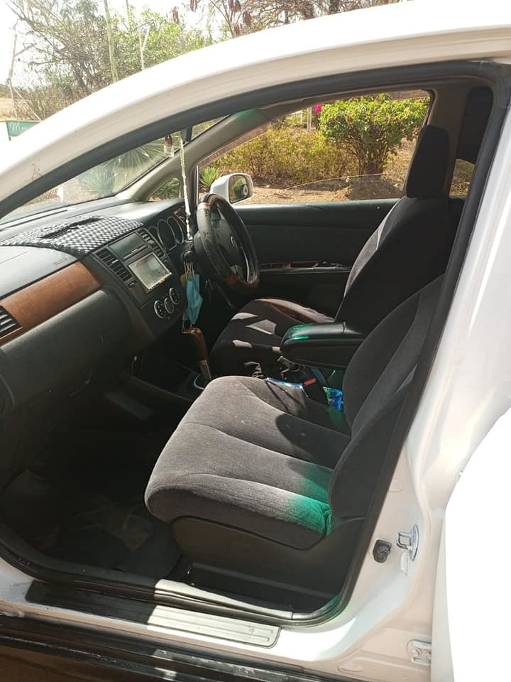 nissan-tiida-big-3