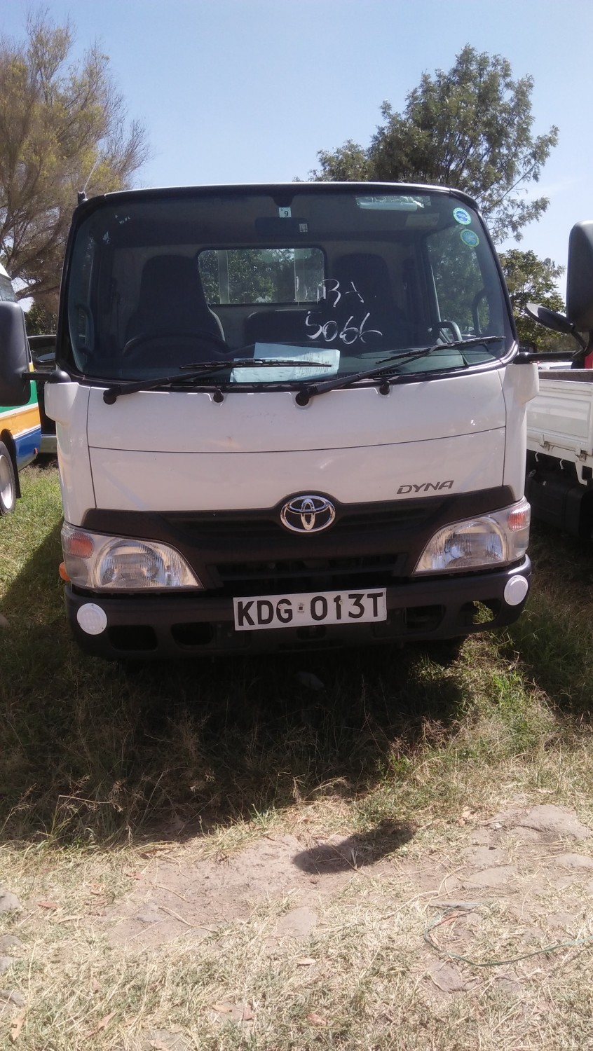 toyota-dyna