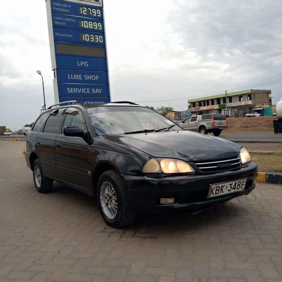 toyota-caldina