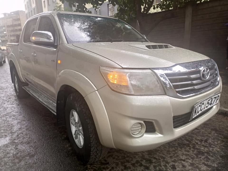 toyota-hilux