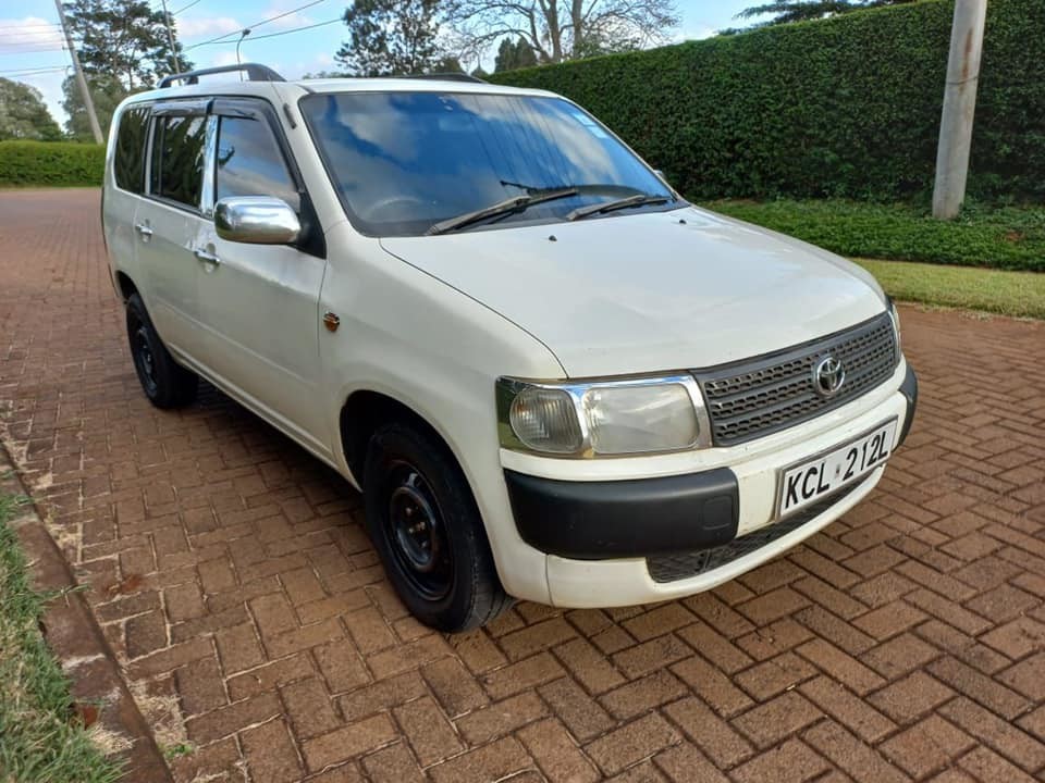 toyota-probox