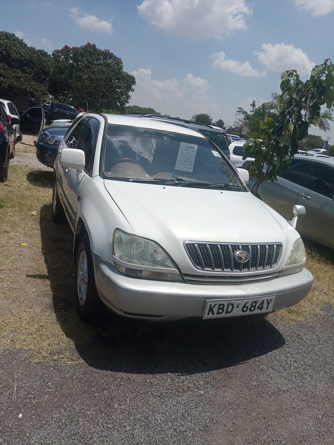 toyota-harrier