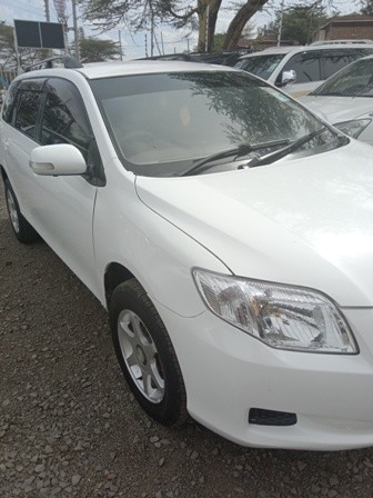 toyota-fielder