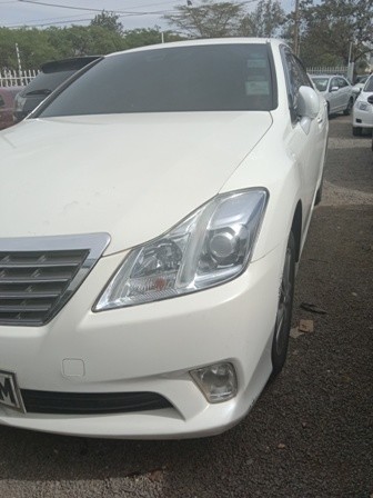 toyota-crown