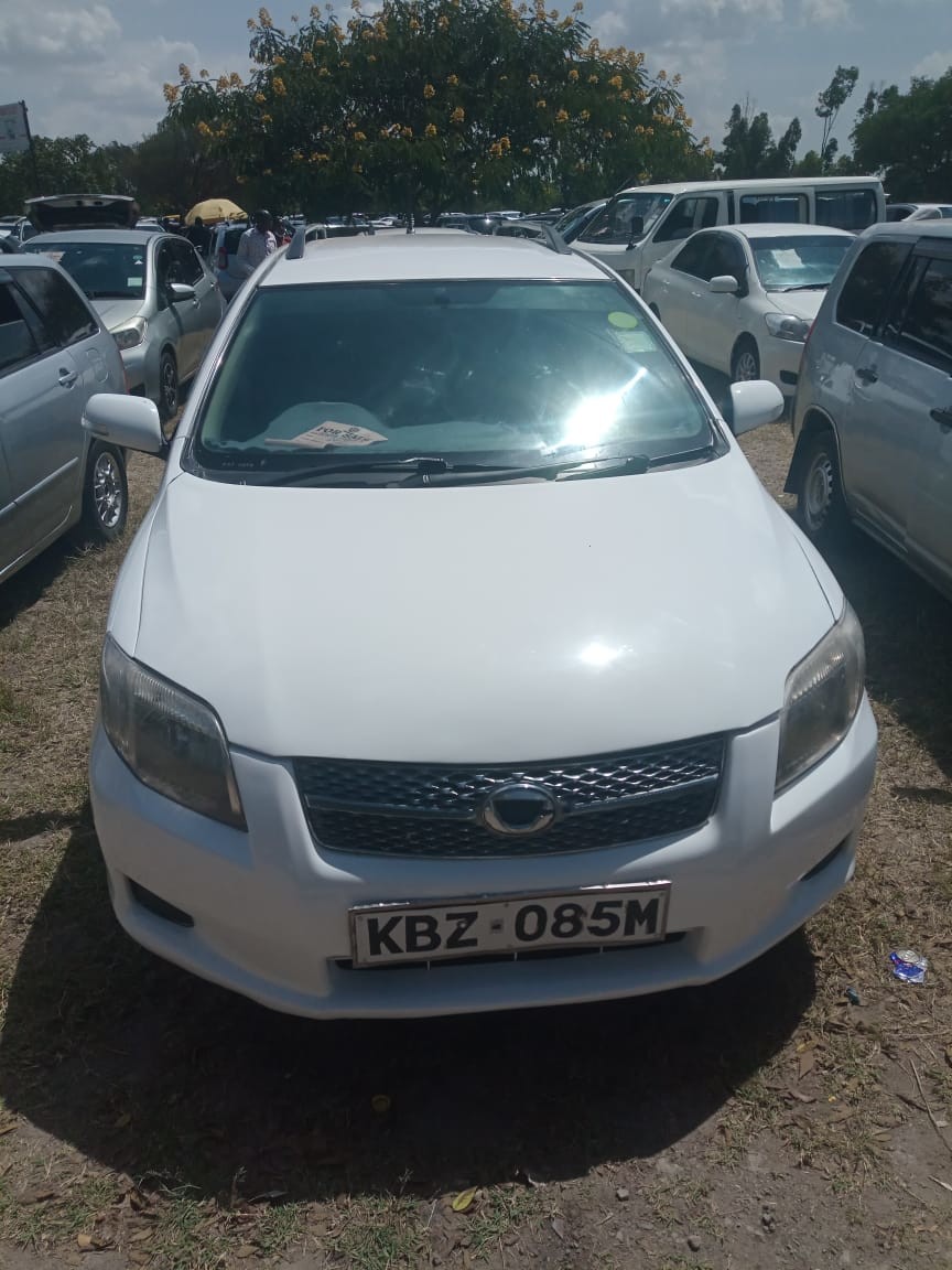 toyota-fielder