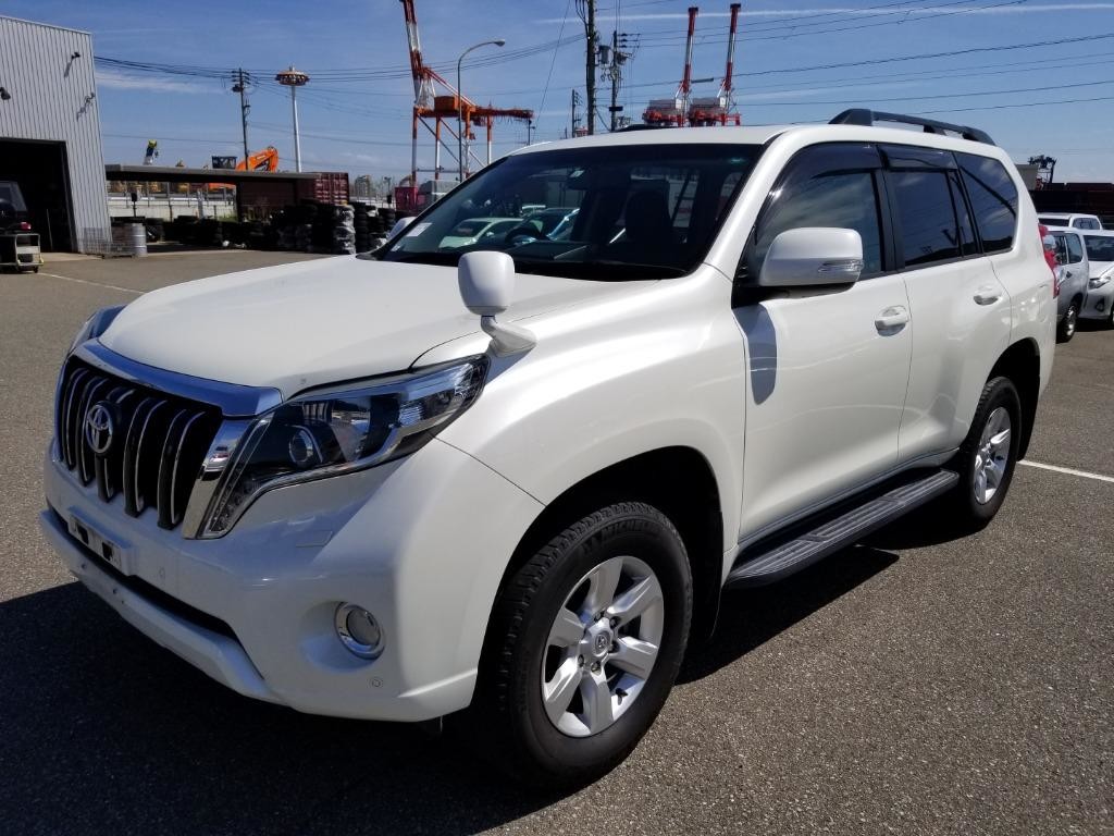 toyota-land-cruiser-prado