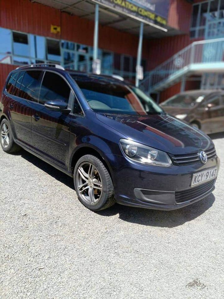 volkswagen-touaran