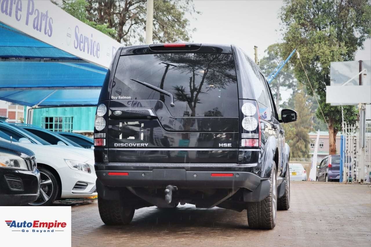 landrover-discovery-iv-big-2