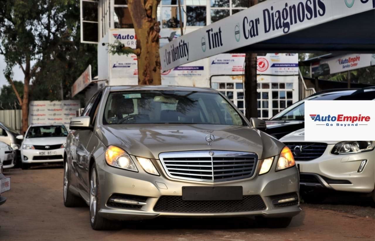 mercedez-benz-e200-big-1