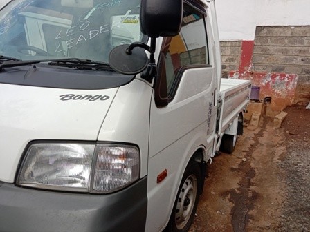 mazda-bongo-pickup