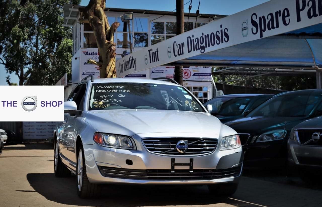 volvo-v40
