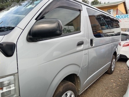 toyota-hiace-diesel