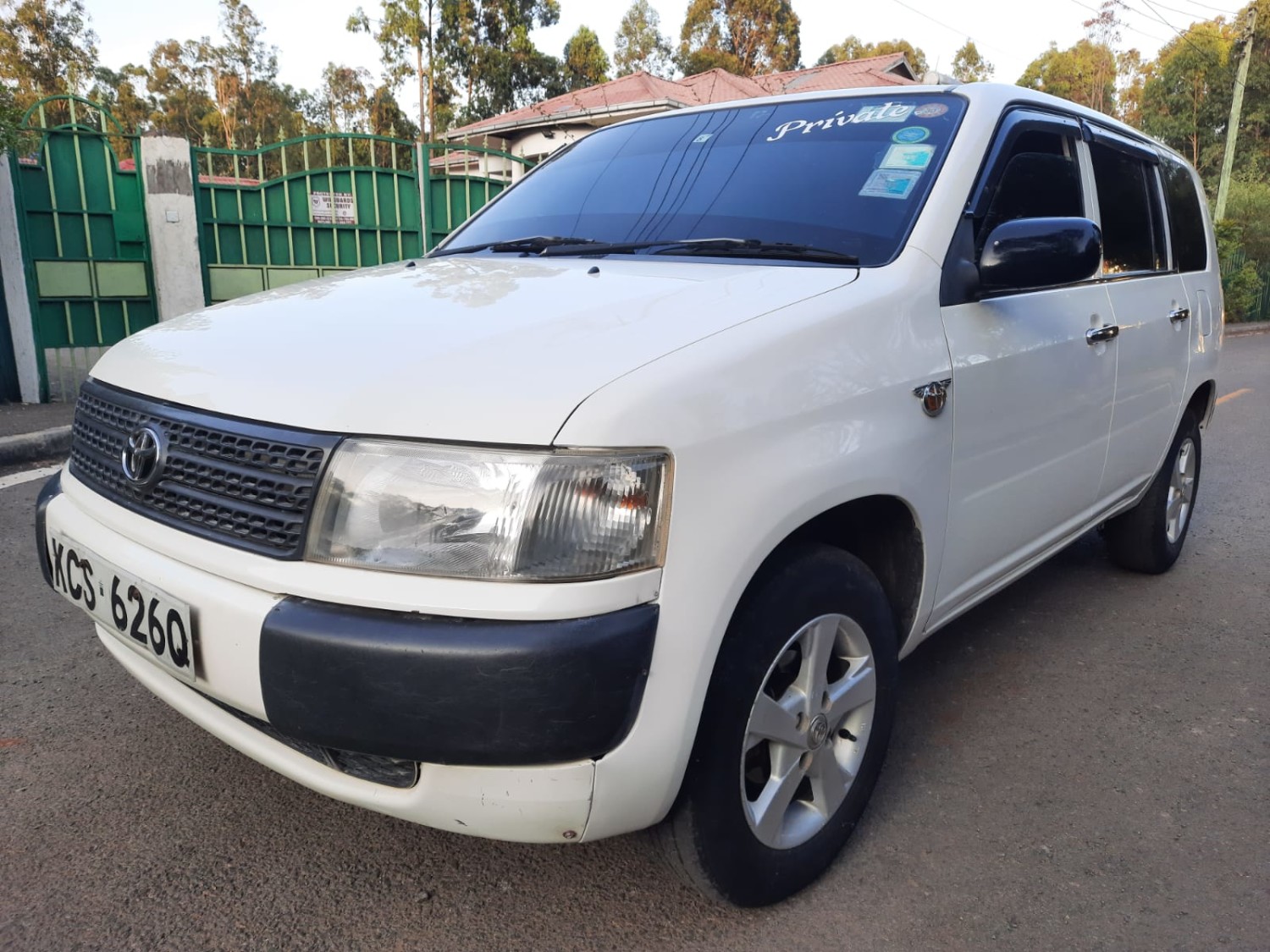 toyota-probox