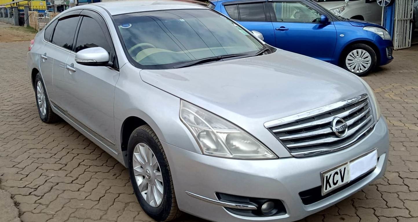nissan-teana