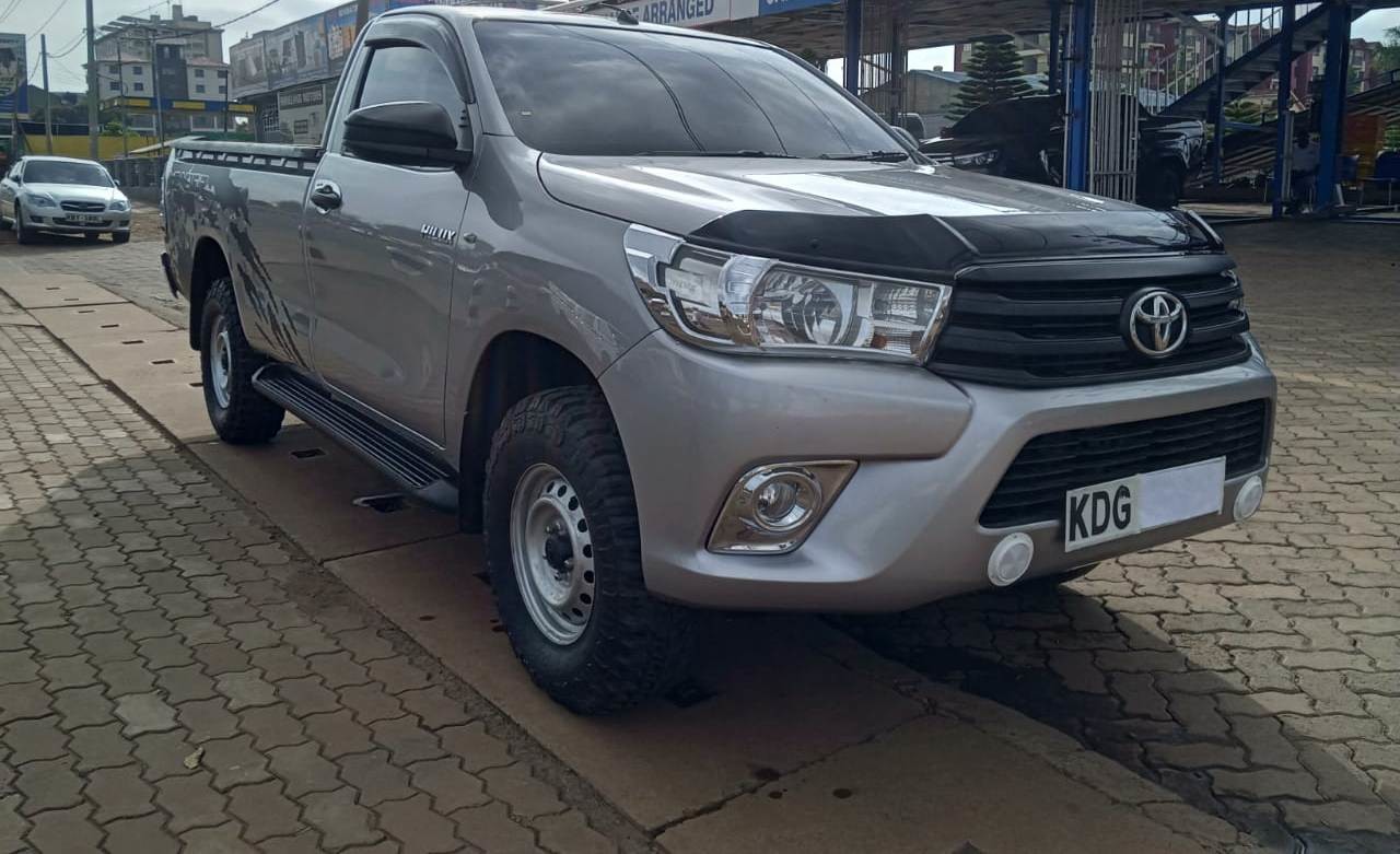 toyota-hilux