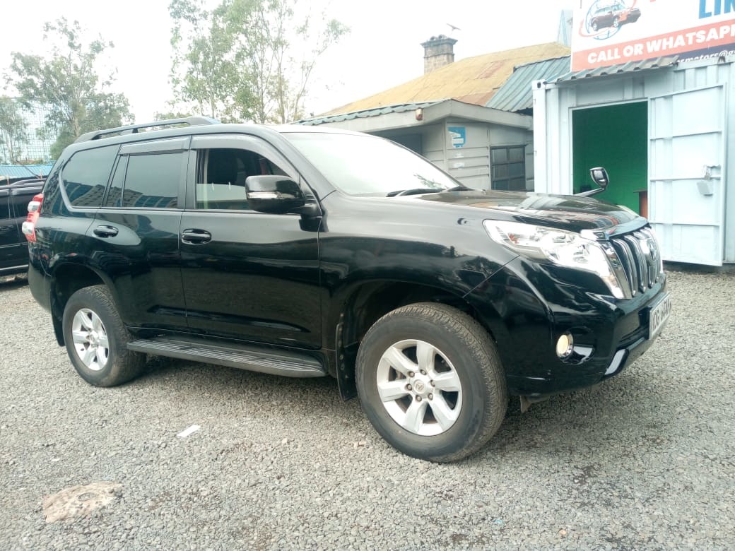 toyota-land-cruiser-prado