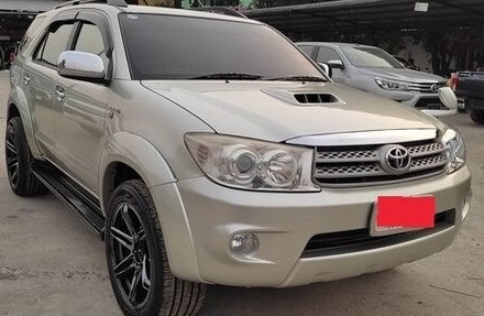 toyota-fortuner