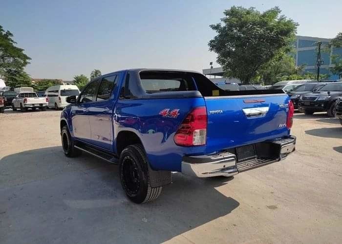 toyota-hilux