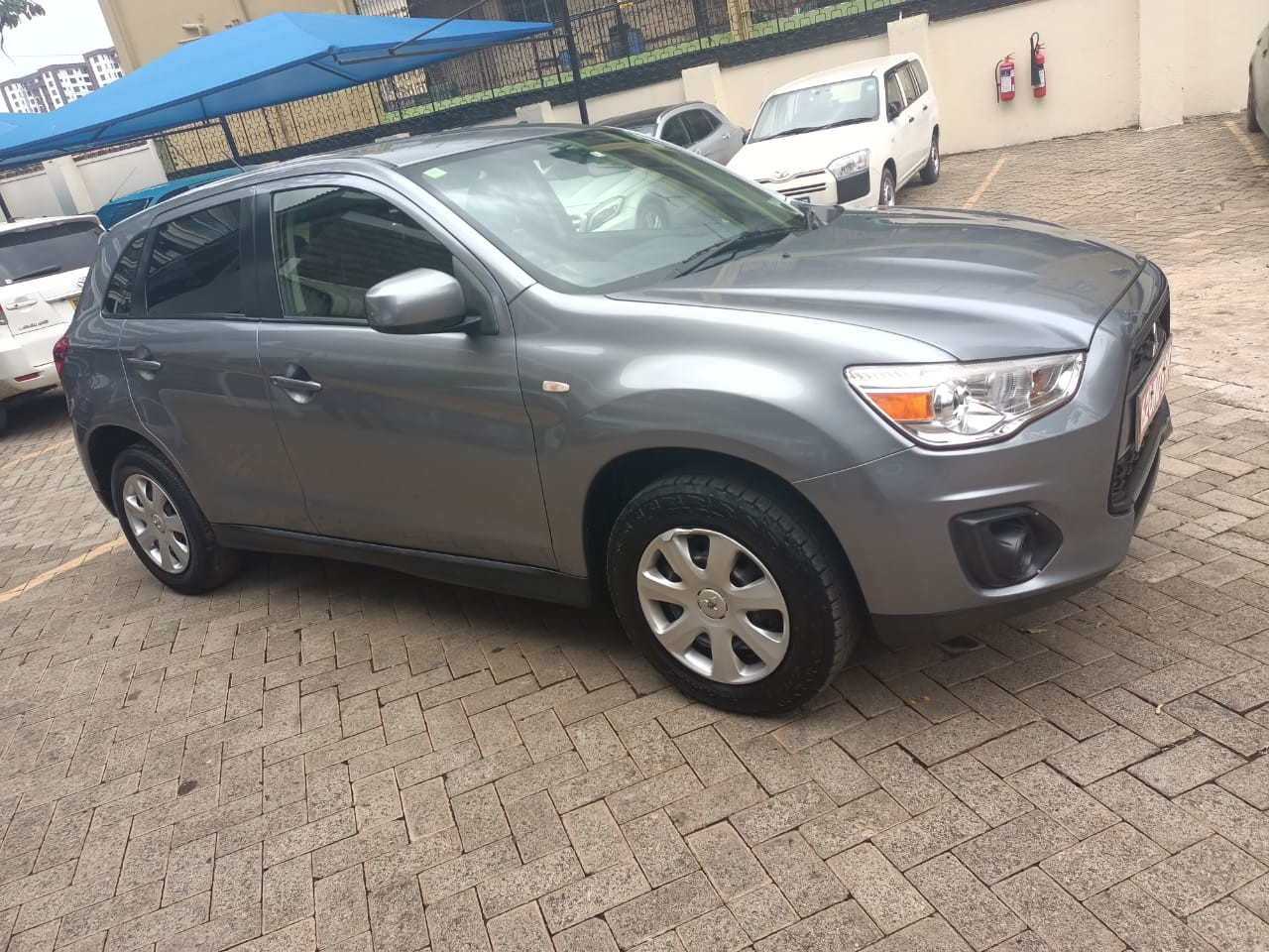 mitsubishi-rvr
