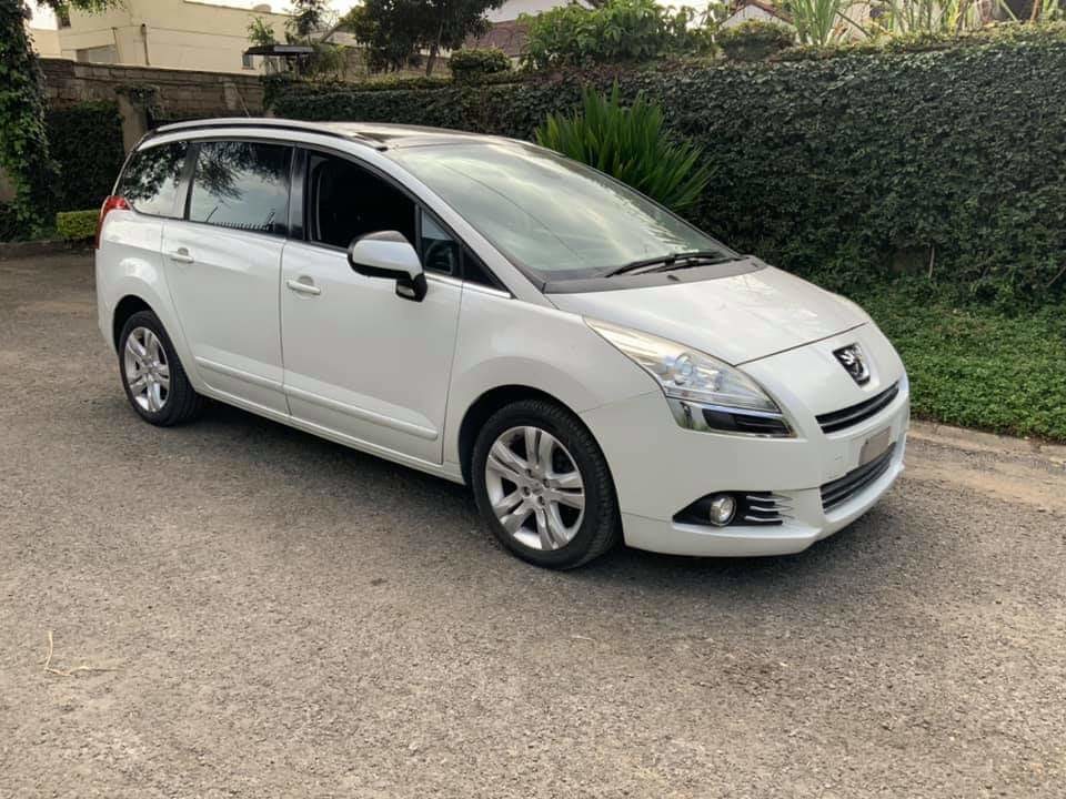 peugeot-5008