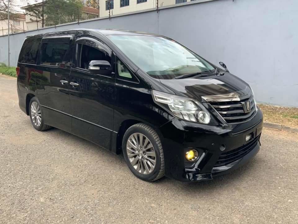 toyota-alphard