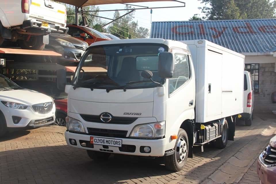 hino-dutro