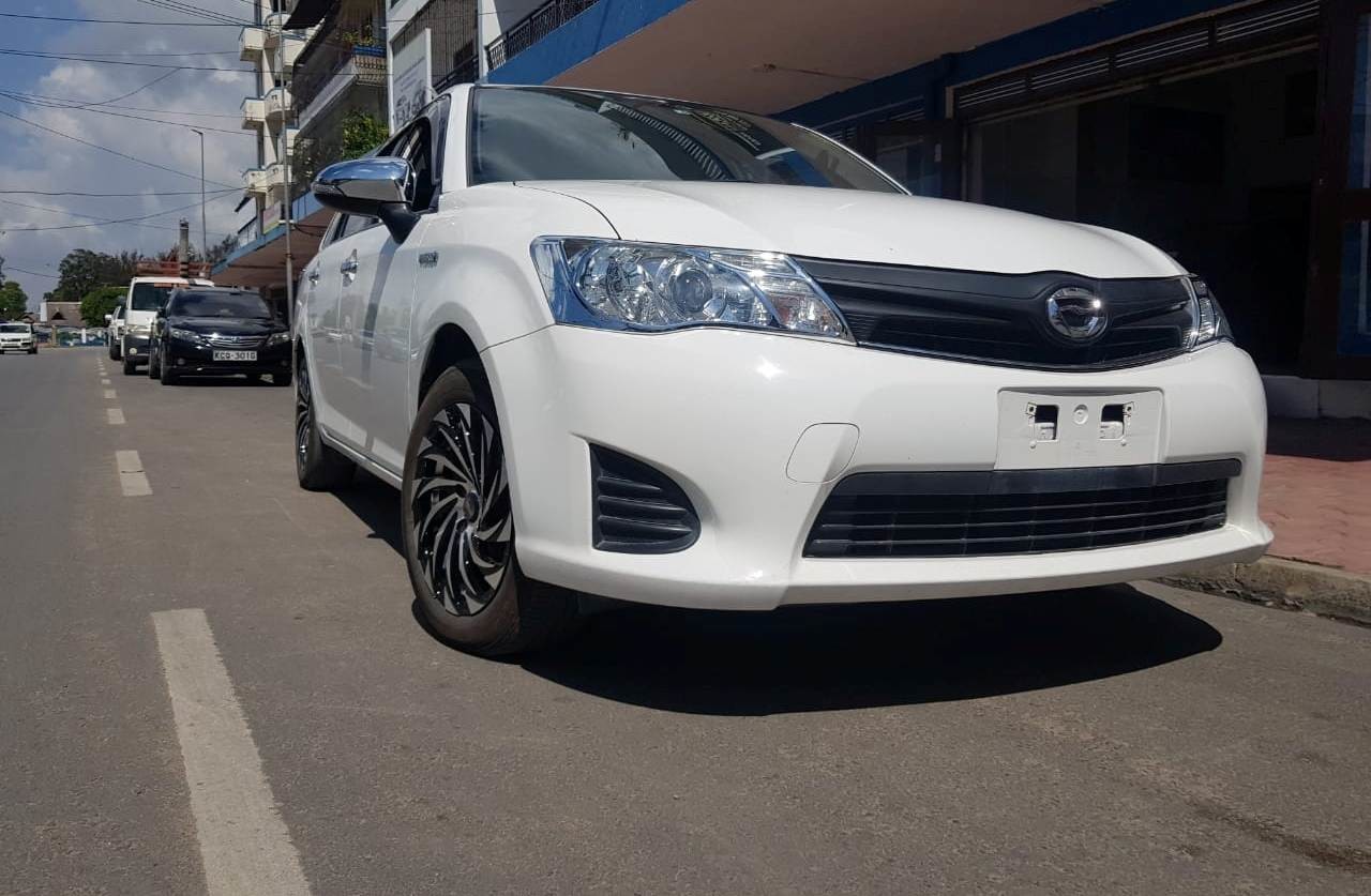toyota-fielder