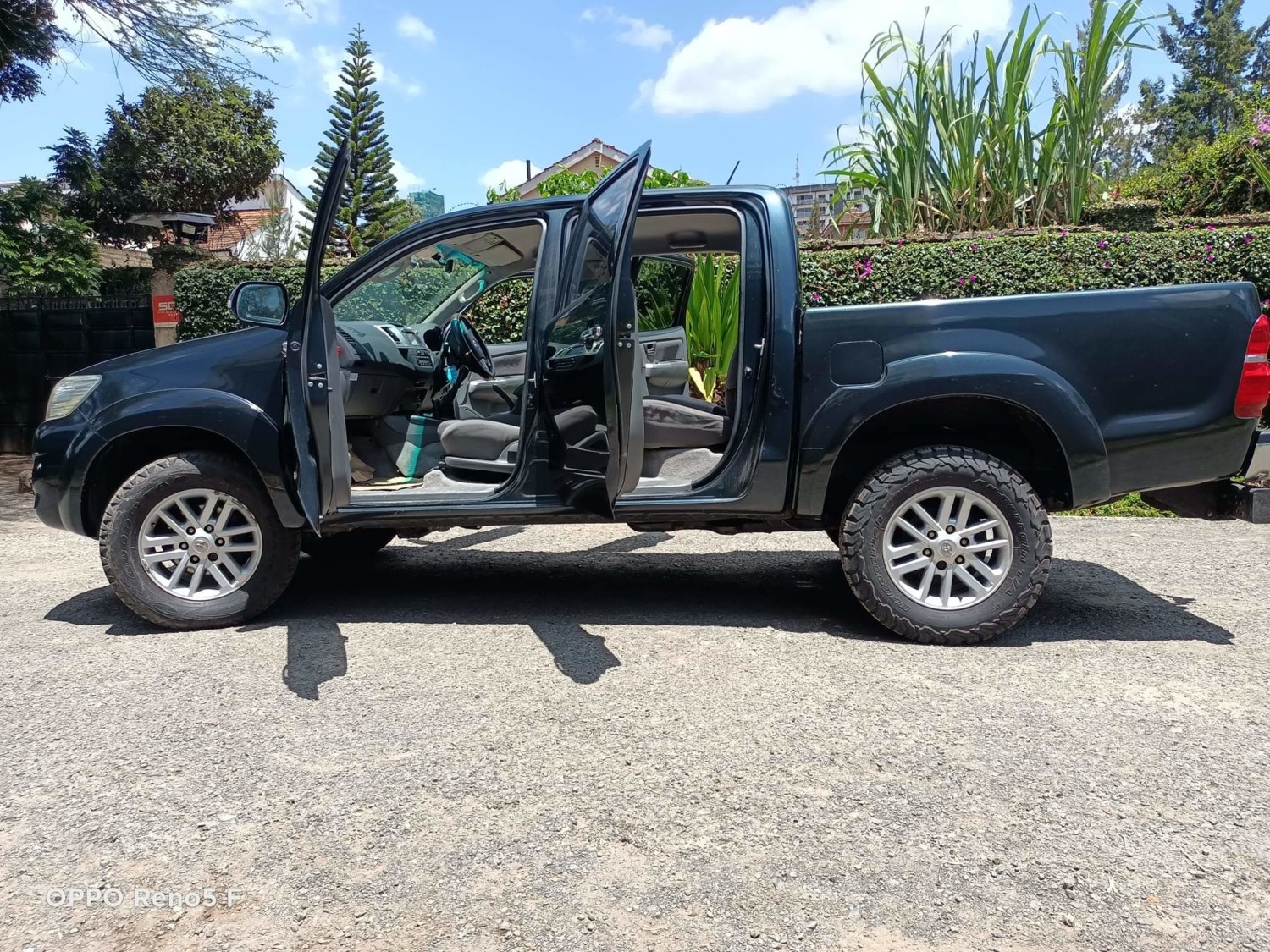 toyota-hilux