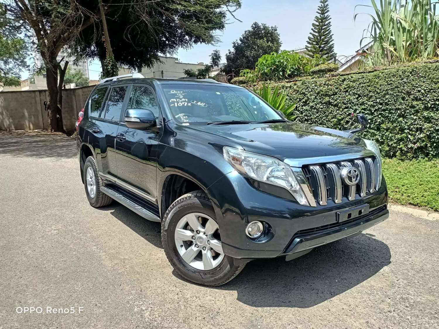 toyota-land-cruiser-prado