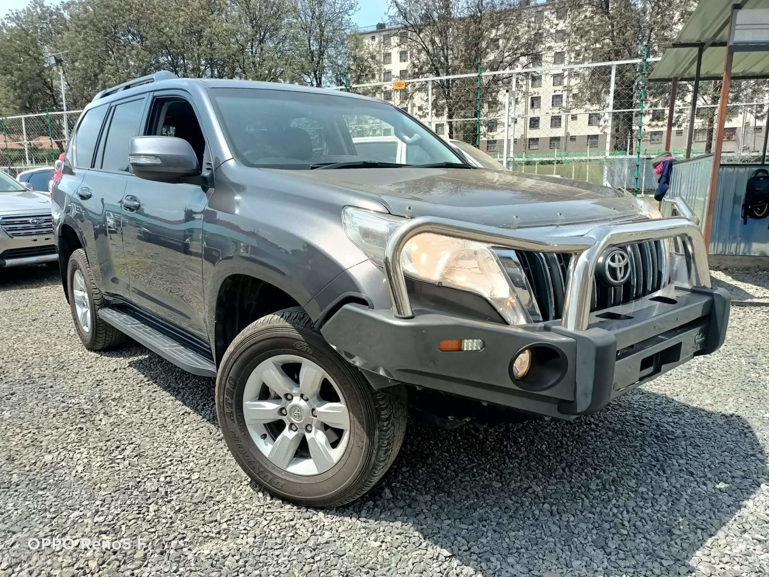 toyota-land-cruiser-prado