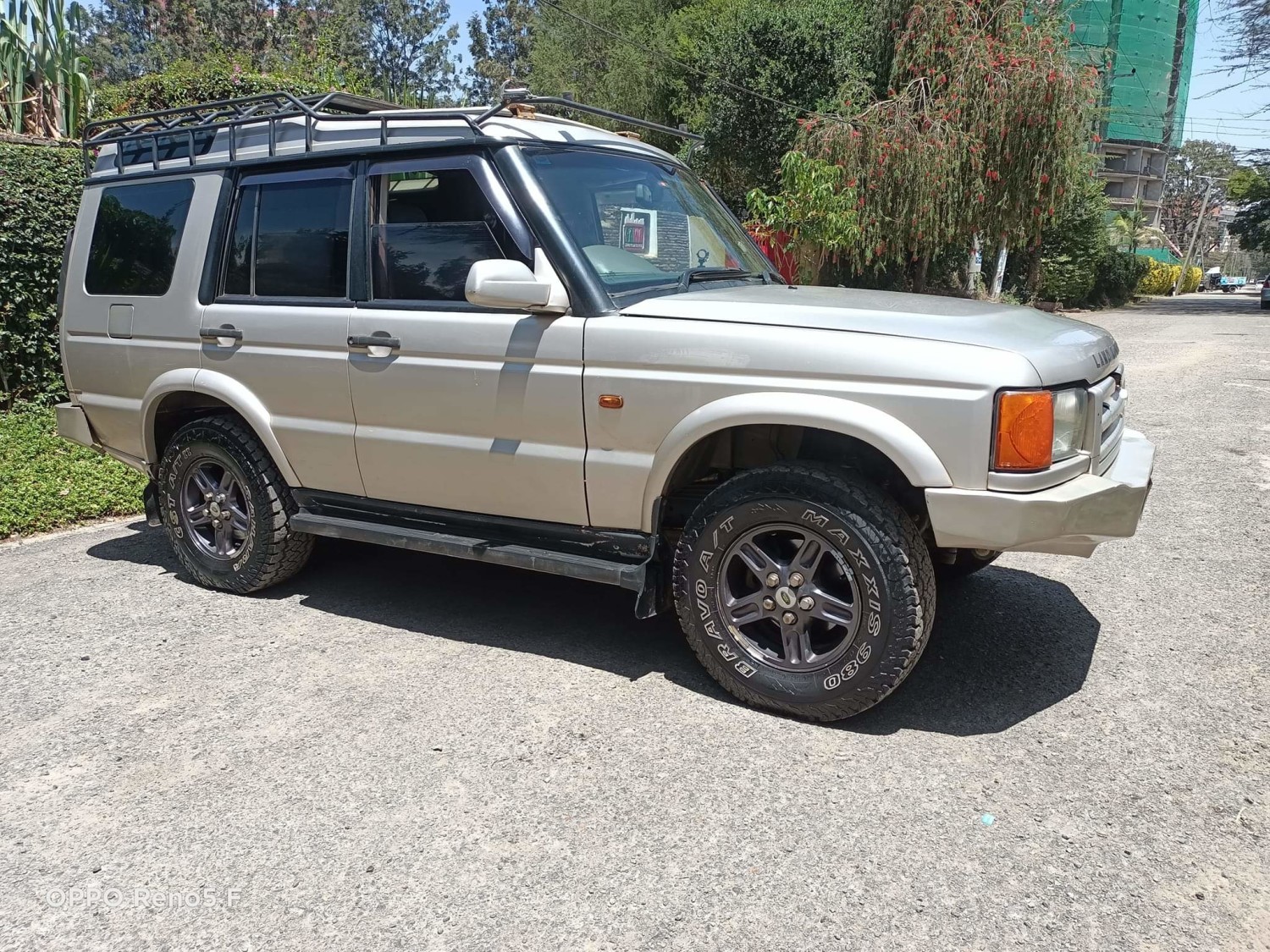 land-rover-discovery-big-4