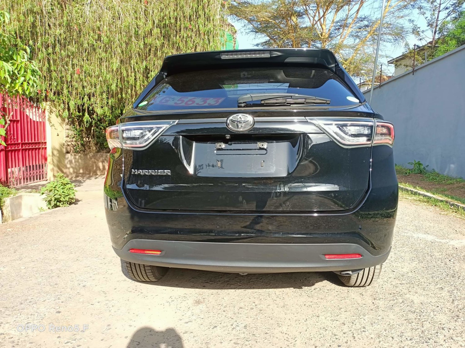toyota-harrier