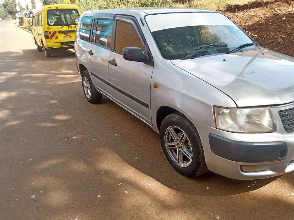 toyota-probox